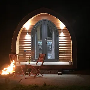  Holiday home Tipiretreats