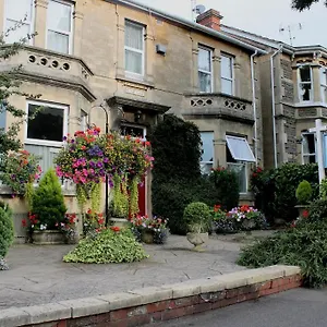 Milton House Bath